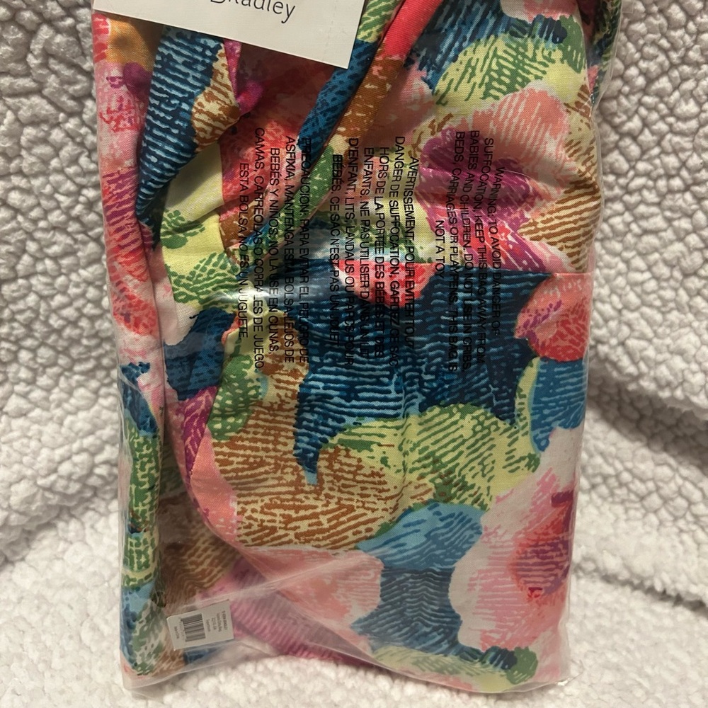 Vera Bradley Floral Quilted Women's Makeup bag - Picture 2 of 4